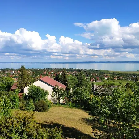 Rabaguzia - Haz Csodas Balatoni Panoramaval Feriehus *