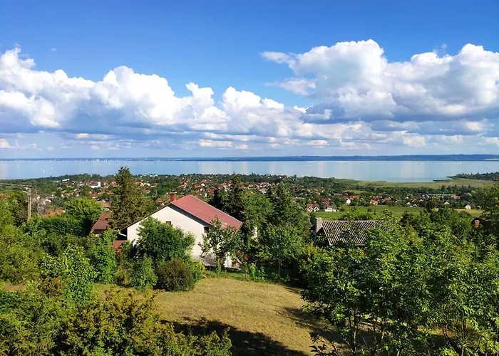 Rabaguzia - Haz Csodas Balatoni Panoramaval Prázdninový dům *